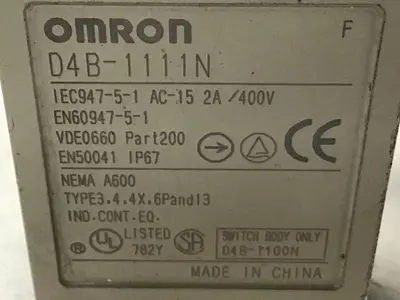 USED OMRON D4B-1111N