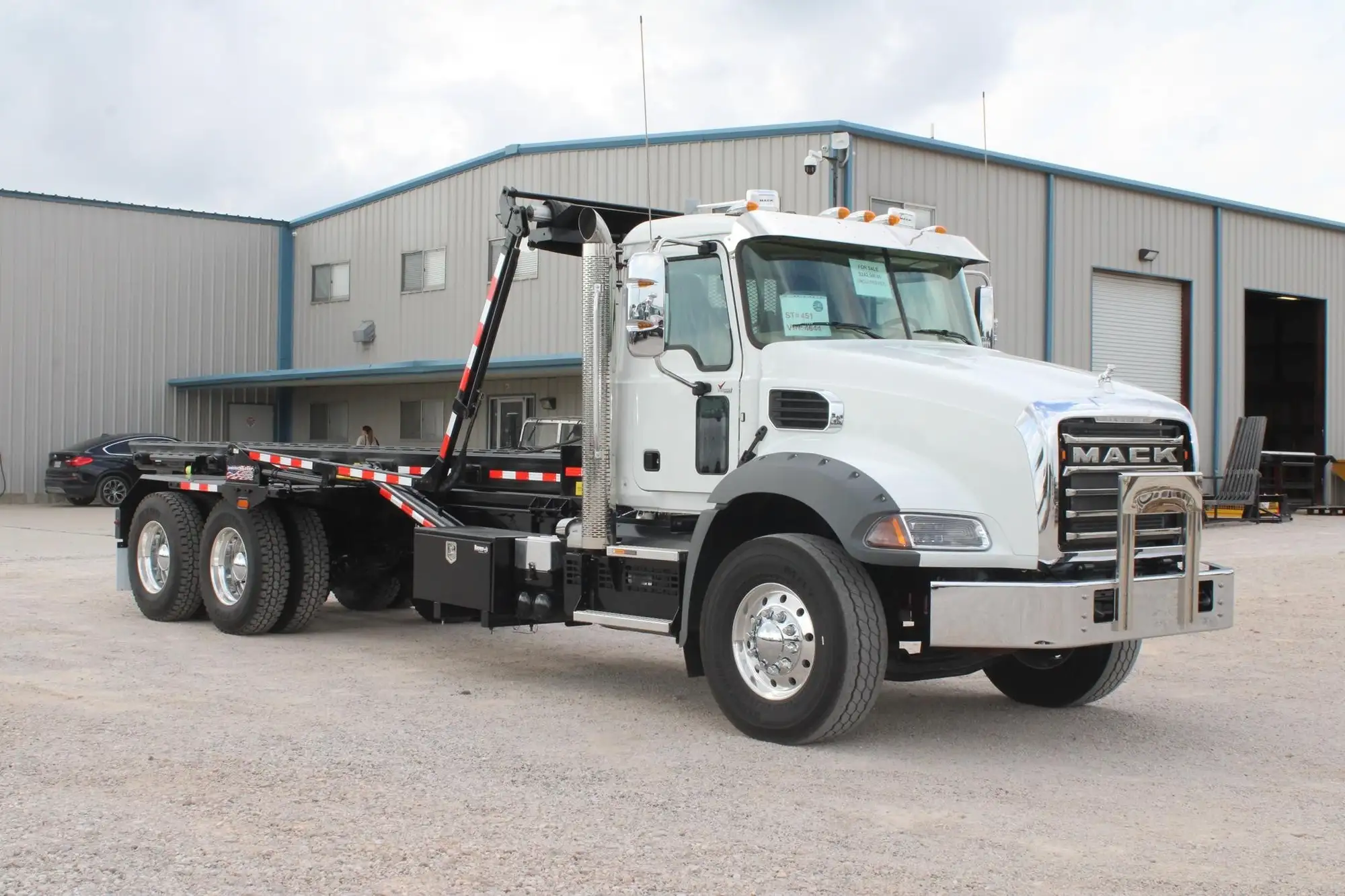 New | in-Stock 2026 MACK GRANITE 64BR Rolloff Trucks Texas US | Roll Off Truck World #1491889