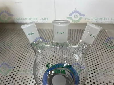 NEW CHEMGLASS CG-1524-08 1000ML HEAVY WALL ROUND BOTTOM FLASK, 3-NECK ANGLED 20°