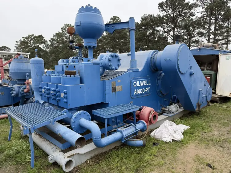 Used OILWELL _UNKNOWN_ Piston Pumps Texas US | Oil The Woodlands Group #1502476