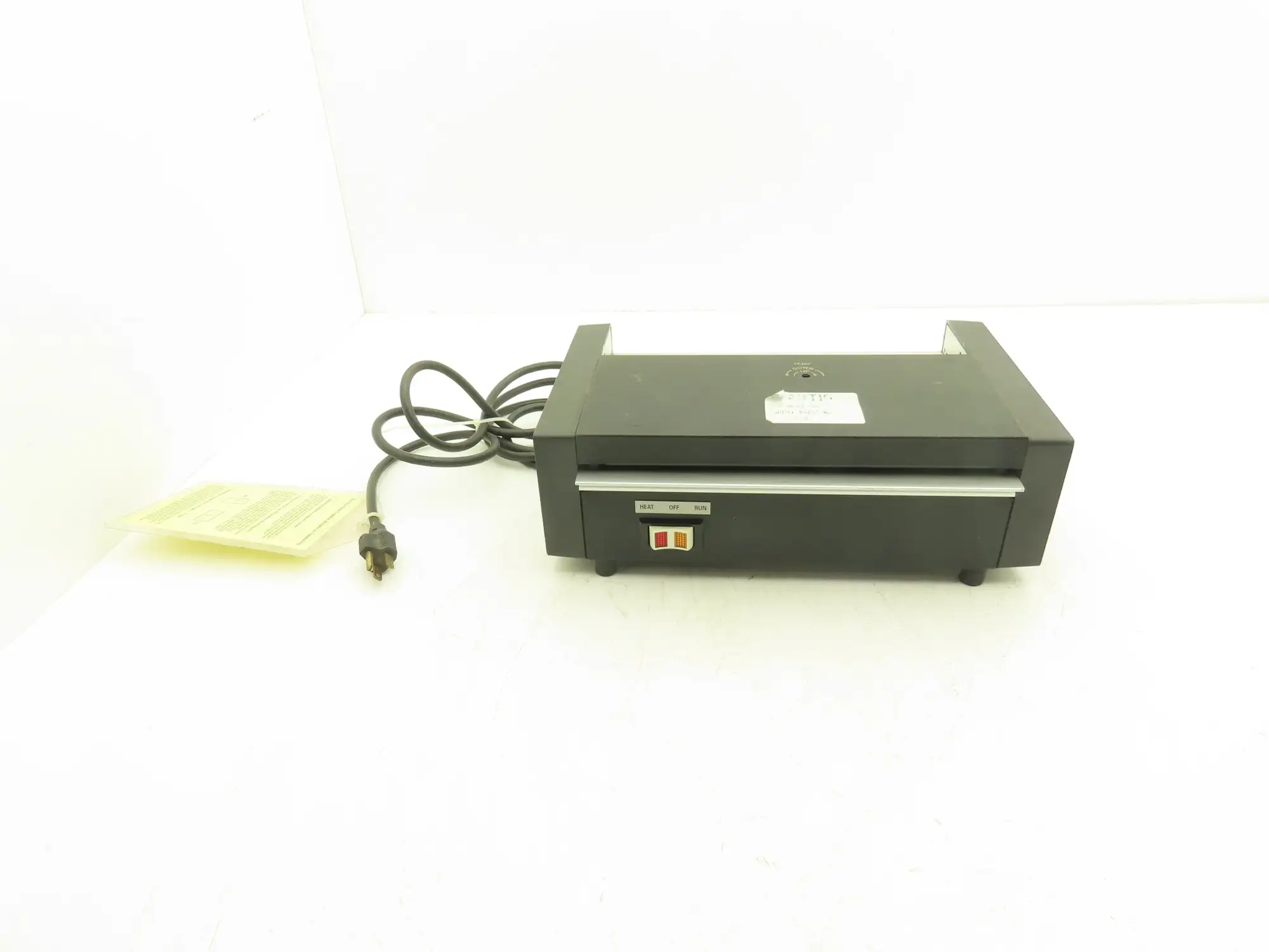 CardGuard 6100 Laminator Machine 115V 3.9A 10" Throat