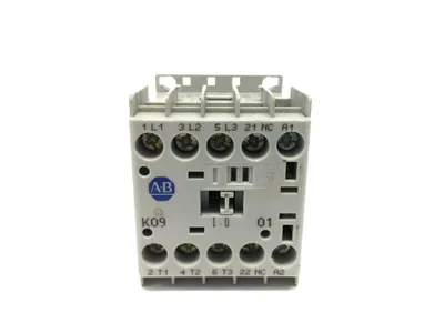 USED ALLEN-BRADLEY MINIATURE CONTACTOR