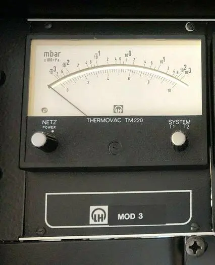 LEYBOLD HERAEUS TM220