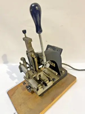 Kingsley _UNKNOWN_ Stamping & Embossing | Amiron Machinery (3)