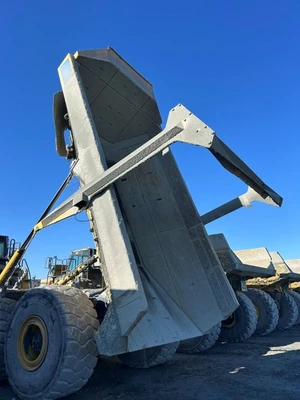 Used 2014 Komatsu HM400-3 Articulated Dump Trucks Ontario CA | Zadoon Equipment #1480634