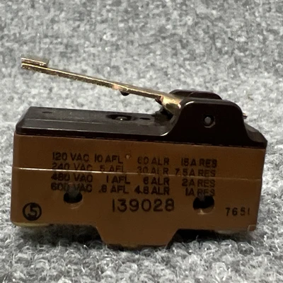 New | in-Stock Honeywell 139028B Switch Parts California US | Davliegogo LLC #1708419