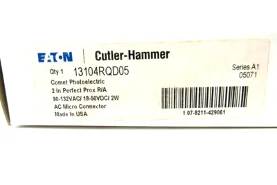 NEW EATON CUTLER HAMMER 13104RQD05 PHOTOELECTRIC SENSOR