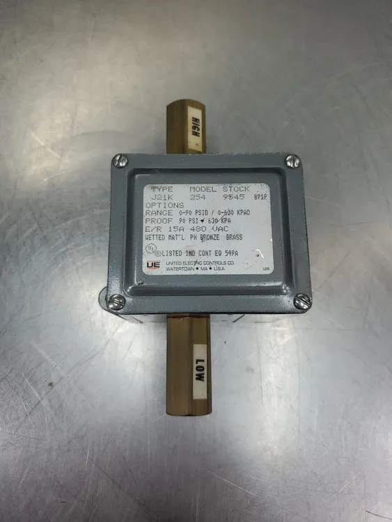 Used United Electric Controls _UNKNOWN_ Relays & Switches | Palmetto Automation #1156922