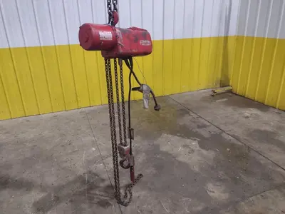 2 TON DAYTON HOIST: STOCK #22475