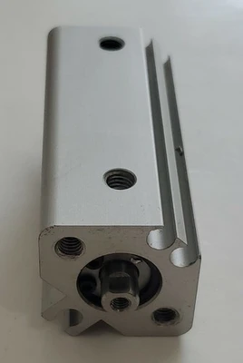 USED SMC CDQ2A12-30DZ