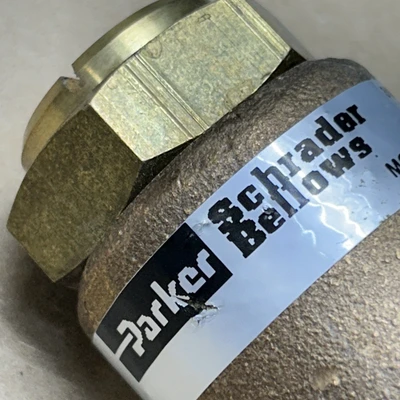NEW Schrader Bellows 032500419