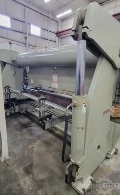 USED 2000 ACCURPRESS 717512