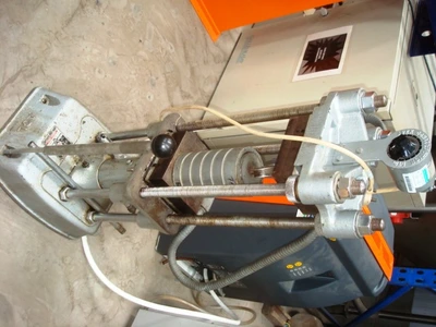 Apex Hydraulic Press 10 Ton