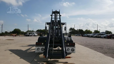 New | in-Stock 2025 MACK MD6 Rolloff Trucks Texas US | Roll Off Truck World #1491867
