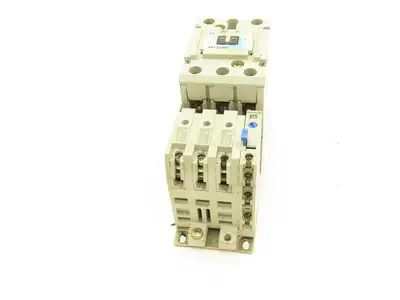 Eaton Cutler Hammer AN16DNO Contactor Motor Starter 27Amp 3P Overload Lot Of 2