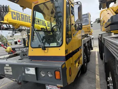 USED 2004 GROVE TMS900E