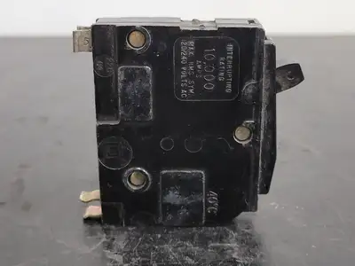 Used SQUARE D QO130 Switchgears British Columbia CA | Lenmark #242958