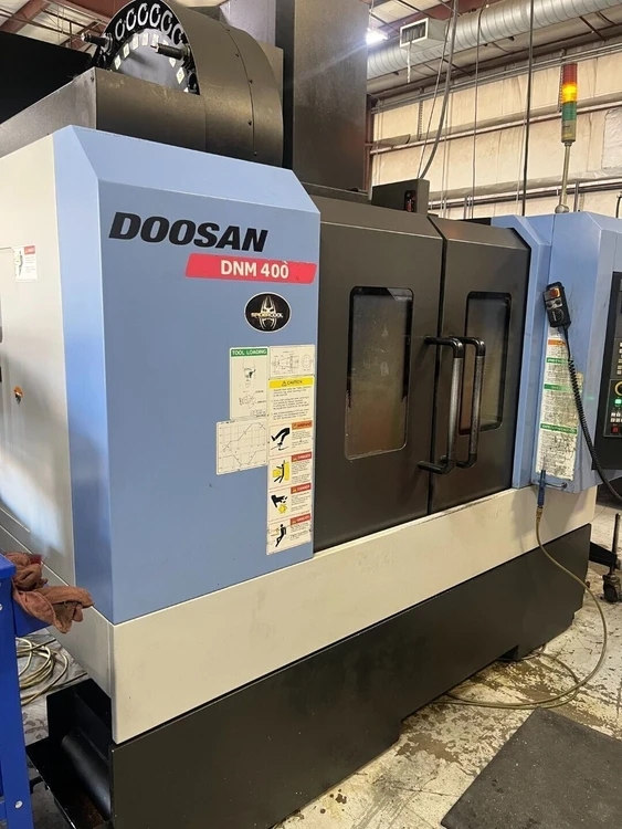 Used 2013 DOOSAN DNM 400 Vertical Machining Centers Ohio US | Toolquip, Inc. #1277666
