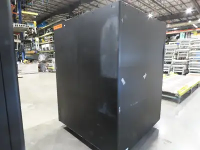 AutoCrib RoboCrib 2000 Industrial Parts Vending Machine  *Not Working*