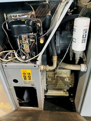 USED 2000 ATLAS COPCO GA-18