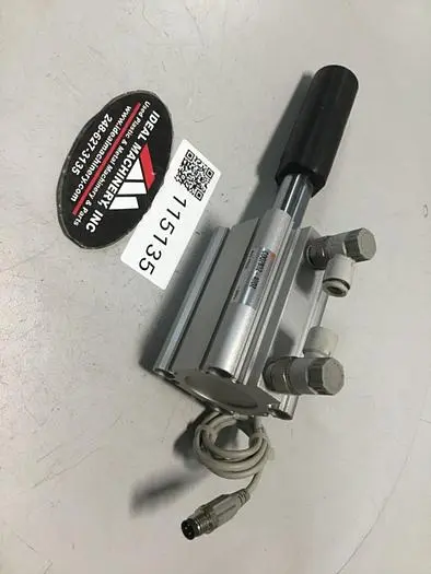 Used SMC CDQ2B32-40DZ + Cylinders Michigan US | Ideal Machinery #570877