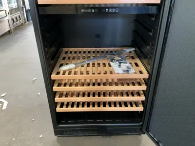 Used VINOTEMP EL-300GFEBRR Bottle Coolers Michigan US | Miedema Asset Management Group #1437307
