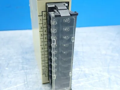 Used OMRON C200HOD212 Input / Output Modules | HGR 24 #733522
