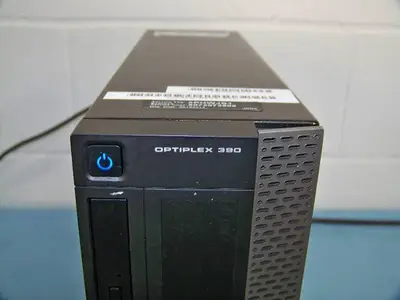 Dell Optiplex 390 Desktop Tower PC, Samsung Monitor and Logitech Keyboard/Mouse Combo