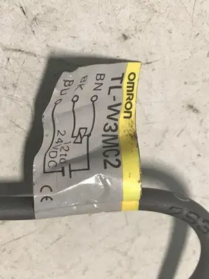 USED OMRON TL-W3MC2