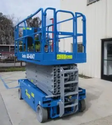 USED 2016 GENIE GS-4047