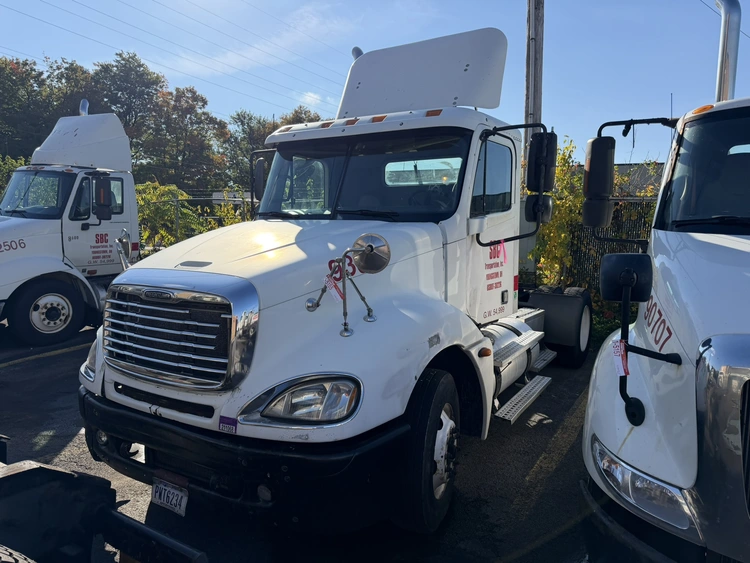Used 2006 FREIGHTLINER COLUMBIA CLASSIC Conventional trucks Ohio US | Miedema Asset Management Group #1693505