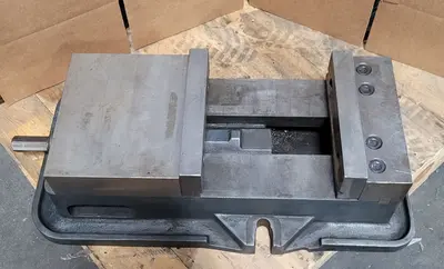 Used KURT 8" VISE Misc Industrial Equipment Kentucky US | Aucto #687463
