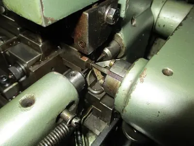 8516-100 OMBI Model FTR Boston Link Chain Machine