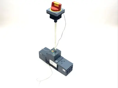 Used Siemens Circuit Breaker 3-Pole w/ Switch Circuit Breakers Michigan US | Maverick Industrial Sales #1389246