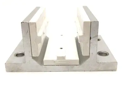 6825 | 80/20  3-Slot Double Flange Short Standard Linear Bearing, Aluminum, 15 Ser. - Used