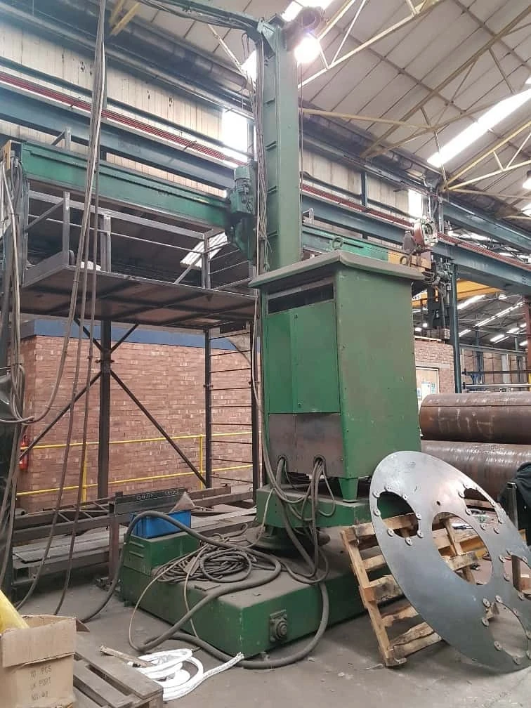 Hagglunds boom welder 6 Metre
