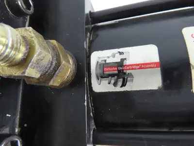 5 Ton Hydraulic Die Punch Press Bench Top RV Door Latch Punch