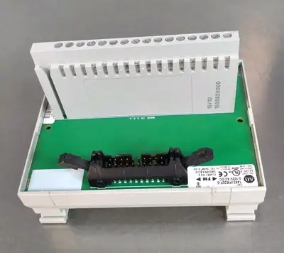 Allen Bradley 1492-IFM20F-3 / B Interface Module Loc3C22