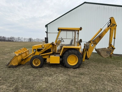 USED ALLIS CHALMERS 715 SERIES B BACKHOE