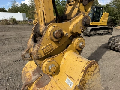 Used 2023 CAT 325 Crawler Excavators Michigan US | Miedema Asset Management Group #1483288