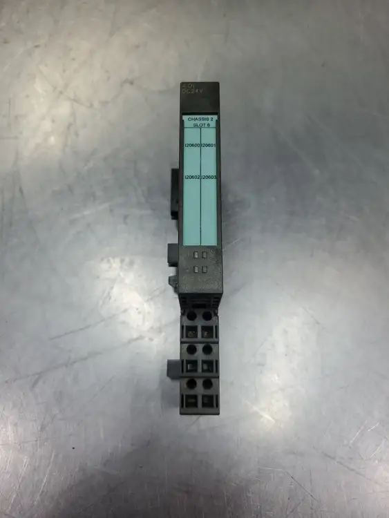 Used Siemens 6ES7131-4BD01-0AA0 SIMATIC S7 Module w/TM-E15C23-01 Base PLC Processors South Carolina US | Palmetto Automation #1521166