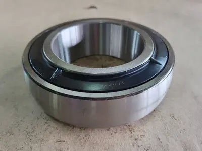 NEW NTN UK217D1