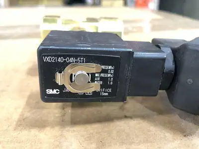 NEW SMC VXD2140-04N-5T1
