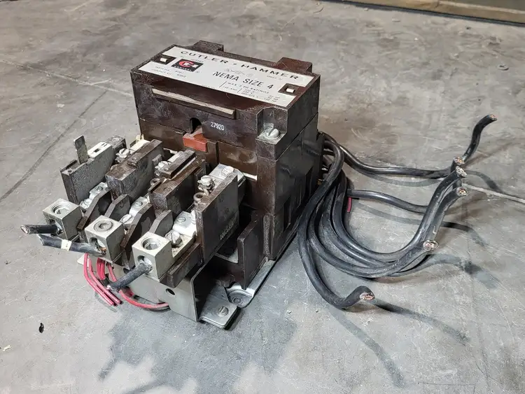 Used CUTLER-HAMMER A10FNO Switchgears British Columbia CA | Lenmark #409379