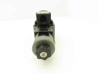 Nachi Hydraulic Directional Control Solenoid Valve 24VDC