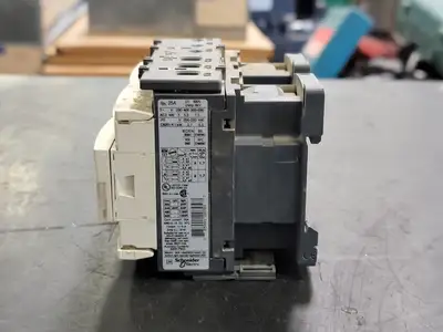 USED TELEMECANIQUE LC2D12