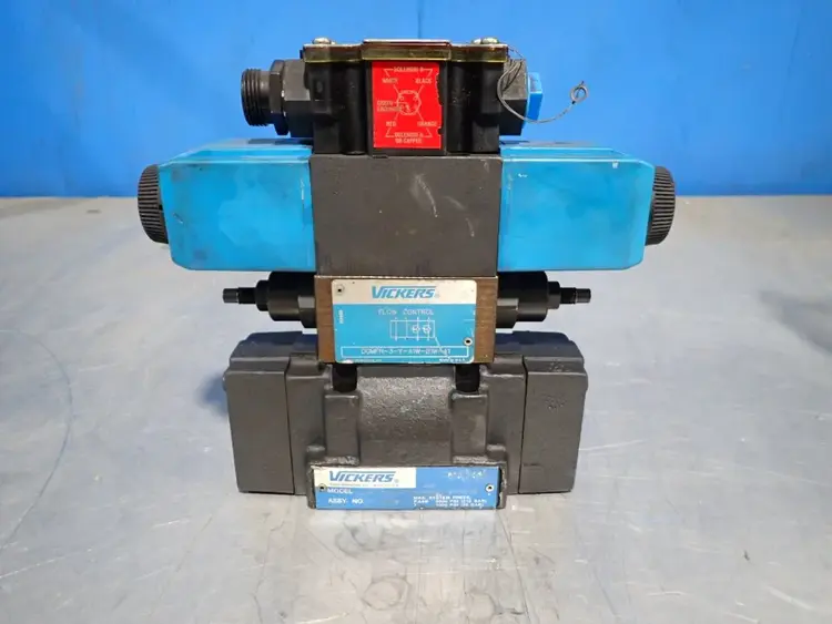Used VICKERS DG5S4022C2TMFPA5WLD1H520 Pumps Ohio US | HGR 24 #873791