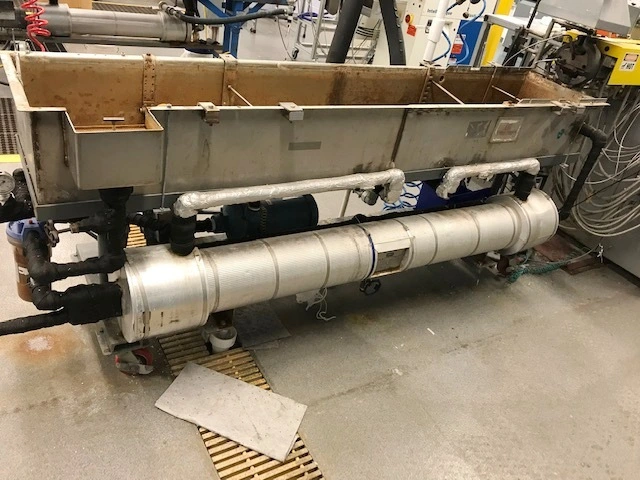 Used WATER BATH 10" X 117" Extruders New Jersey US | Perry Equipment #118156