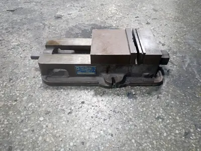 Used KURT D675 Vises Ohio US | HGR 24 #1277687