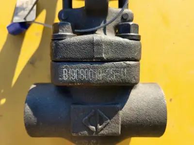 1" Class 800 Gate Valve API 602